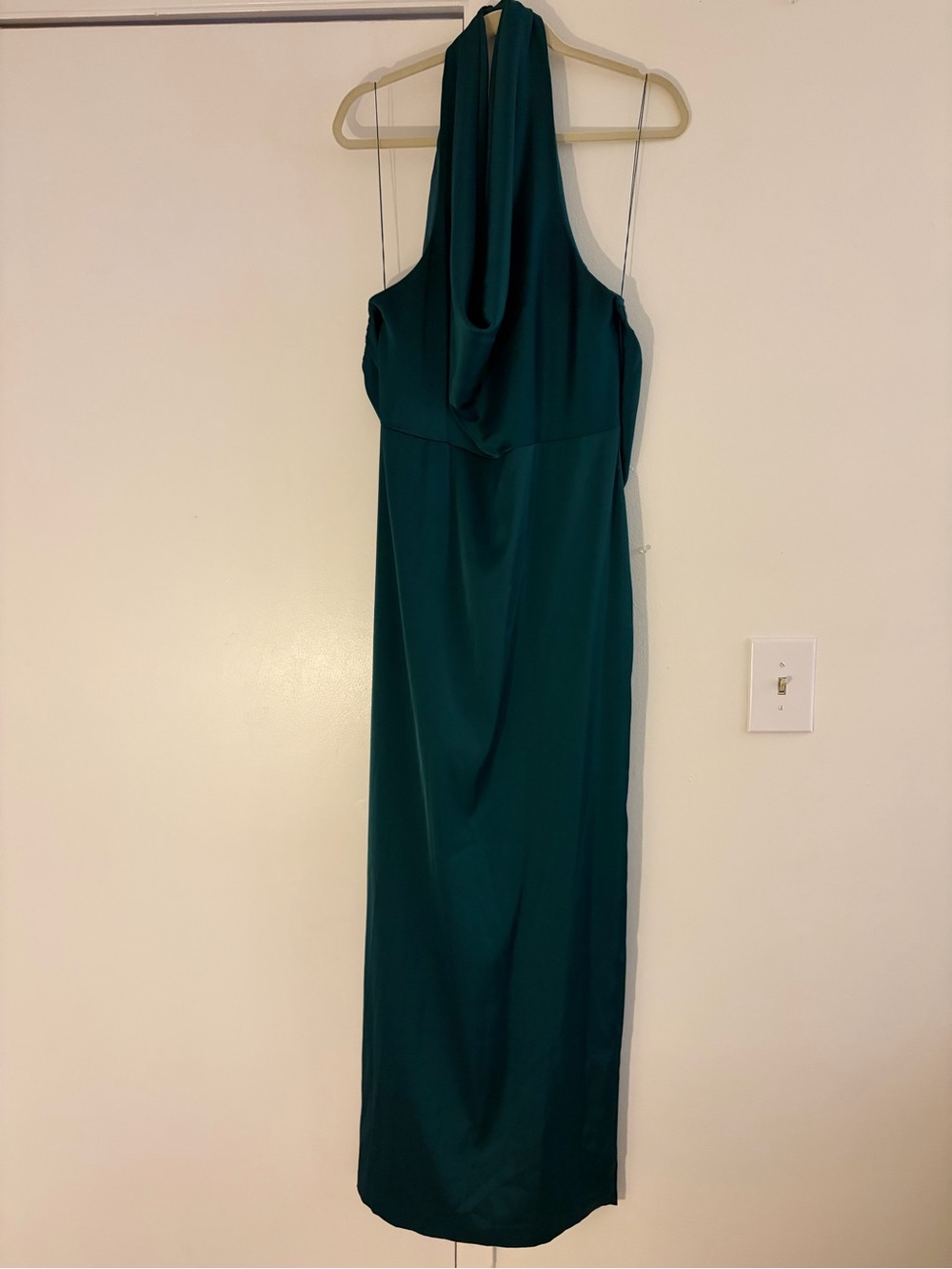 Women’s Emerald Green Halter Maxi Dress